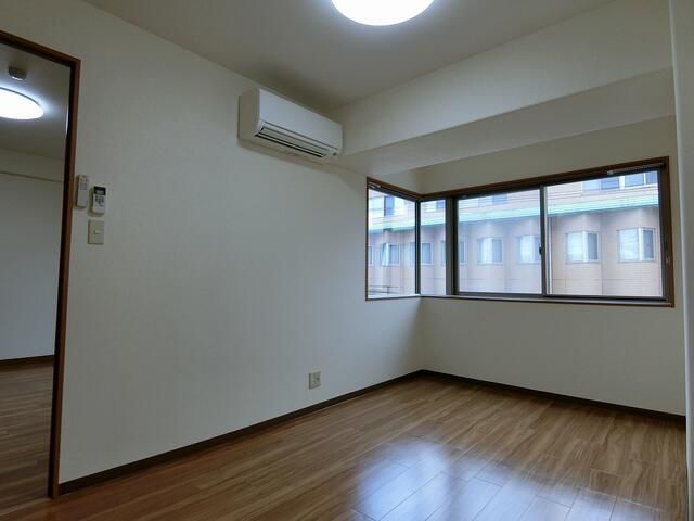 3LDK Apartment for Rent in Sun Square 21, Fukui City - Thumbnail 3