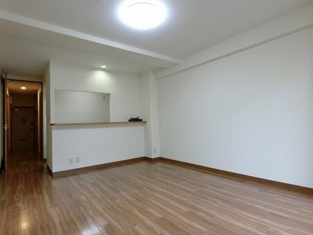 3LDK Apartment for Rent in Sun Square 21, Fukui City - Thumbnail 4