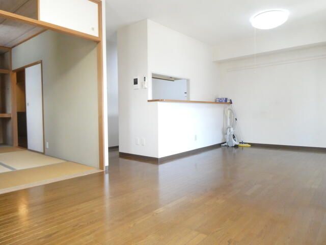 3LDK Apartment for Sale in Tsuchiura, Ibaraki - 69.97 sqm - Thumbnail 3