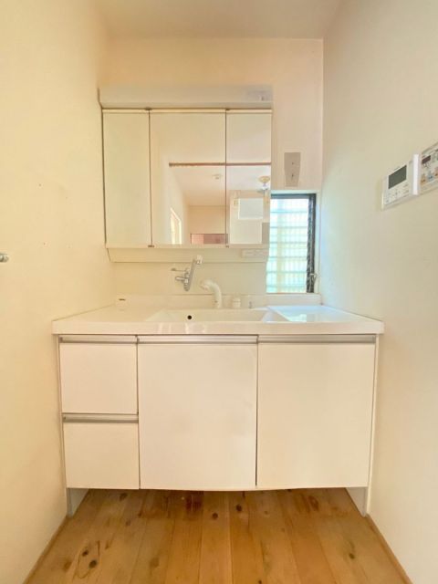 6LDK House for Sale in Chikushino, Fukuoka with Recent Renovations - Thumbnail 4