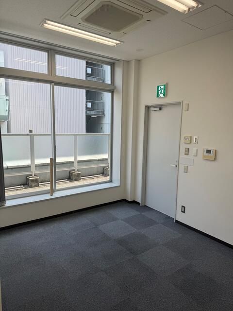 Commercial Space for Rent in Omiya Ward, Saitama City - Thumbnail 3