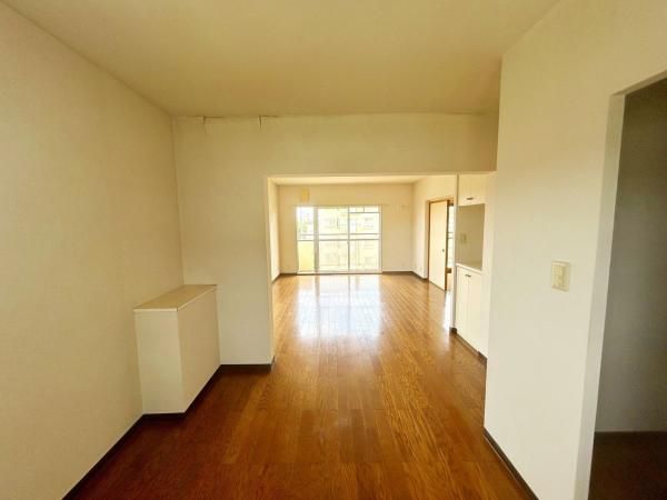 4LDK Used Apartment for Sale in Ryugasaki, Ibaraki - Thumbnail 2