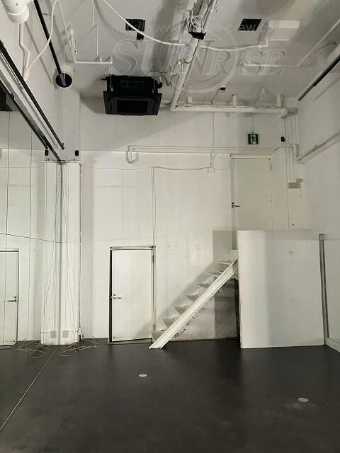 Commercial Space for Rent in Roppongi, Minato-ku, Tokyo - Thumbnail 4
