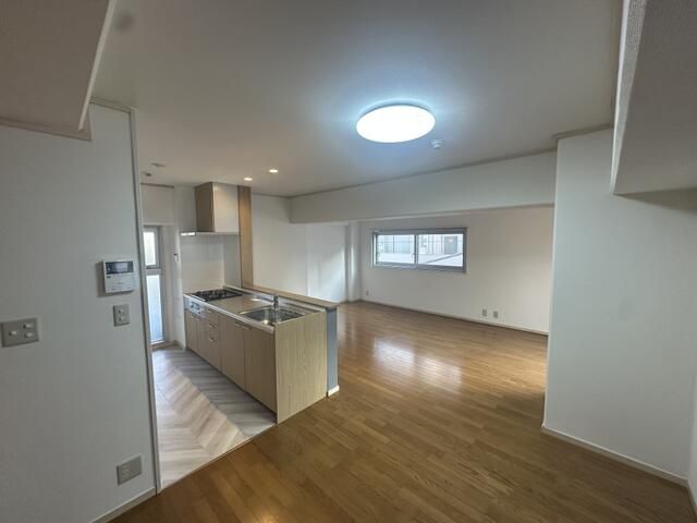 2LDK Apartment for Rent near Minami-Rinkan Station, Yamato - Thumbnail 4