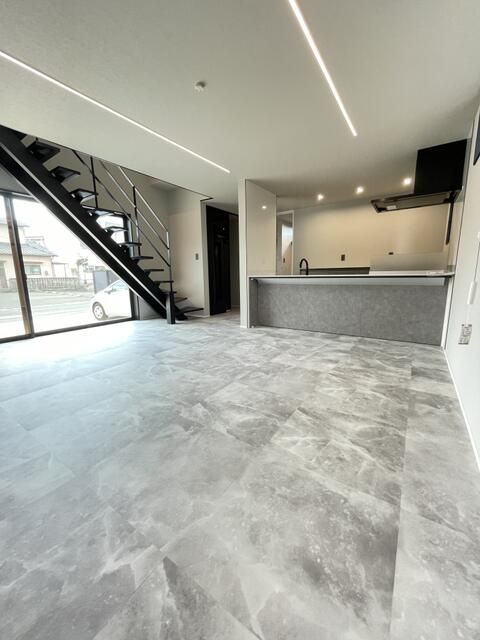 New 2024 3-Bedroom House with Garden in Sasebo, Nagasaki - Thumbnail 2