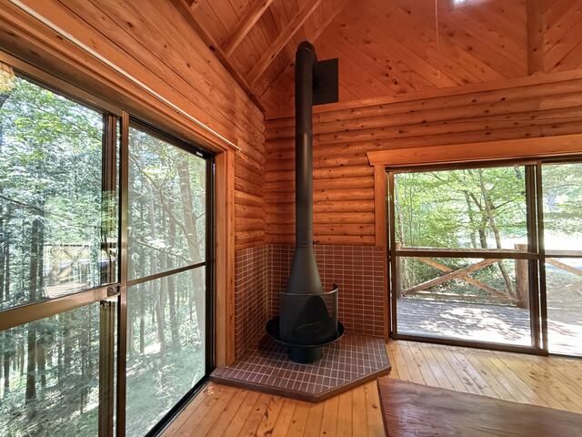 1LDK House with Loft and Wood Deck in Nasushiobara, Tochigi - Thumbnail 2