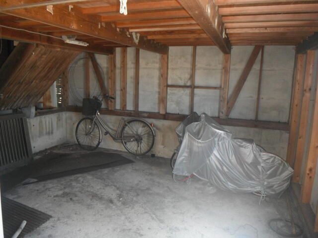 8DK House for Sale in Niihama, Ehime - Spacious Corner Lot - Image 22