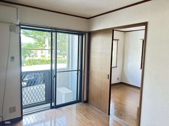2DK Apartment for Rent in Higashimurayama, Tokyo - Thumbnail 2
