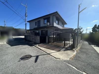 5SSLDK House for Sale on 264 sqm Corner Lot in Tondabayashi — Image 7, Tondabayashi, Osaka