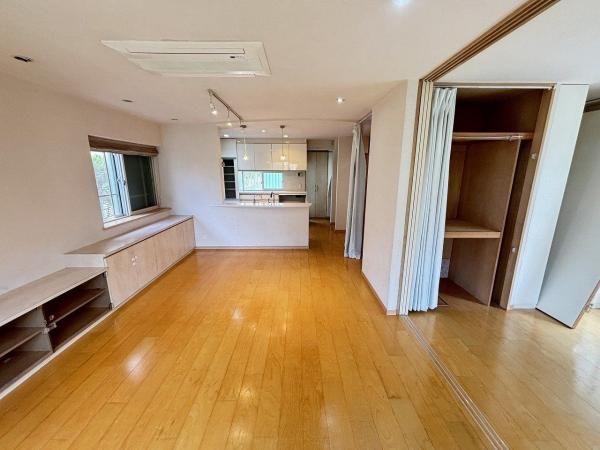 5LDK Detached House for Sale in Inagi City, Tokyo - Thumbnail 4
