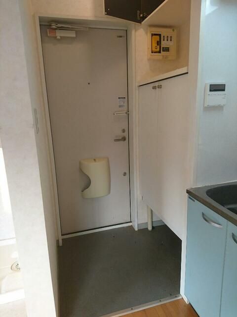 1R Apartment for Rent in Kawasaki Tama Ward, Kanagawa - Thumbnail 2