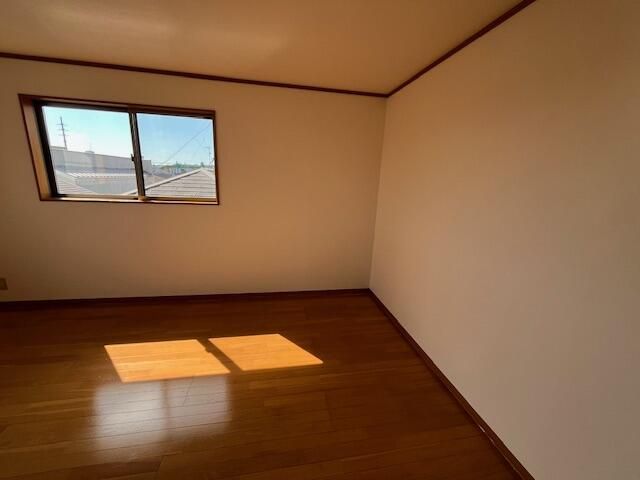 4LDK Detached House for Sale in Takarazuka, Hyogo - Thumbnail 4