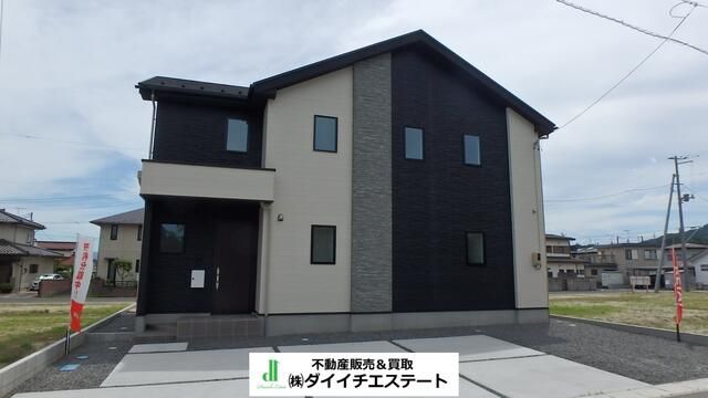New 4LDK House in Koori, Fukushima - ZEH Standard with 3 Car Parking - Image 9