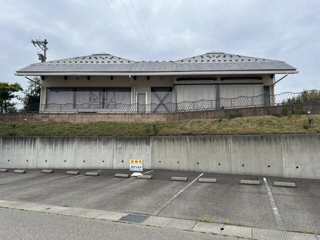 Commercial Property for Rent in Komatsu, Ishikawa - 147.96 sqm - Thumbnail 2
