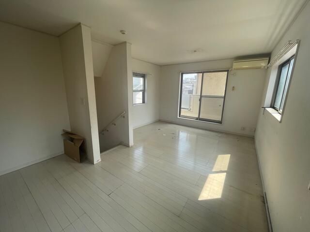 3LDK Detached House for Rent in Funabashi, Chiba - Thumbnail 3