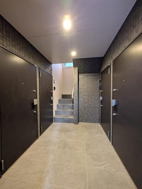 1K Apartment for Rent in Shinjuku, Tokyo - 18.36m² - Thumbnail 4