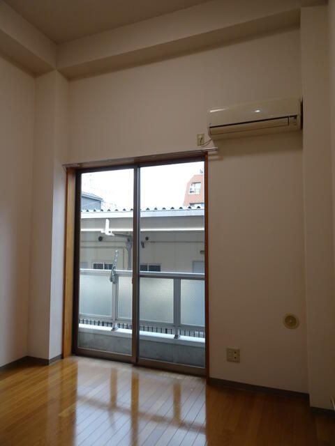 1K Apartment for Rent near Yasaka Station, Higashimurayama - Thumbnail 4