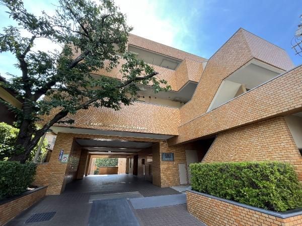 1LDK Apartment for Sale in Tama City, Tokyo - 68.23 sqm - Thumbnail 4