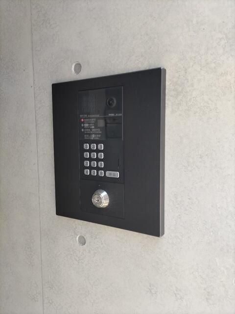 Modern 1R Apartment in Shinjuku, Tokyo - 21.72m² - Thumbnail 3