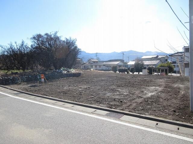 668.10㎡ Land for Sale in Fuefuki City, Yamanashi Prefecture - Thumbnail 3