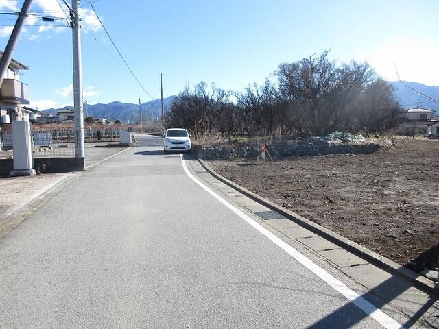 668.10㎡ Land for Sale in Fuefuki City, Yamanashi Prefecture - Thumbnail 2