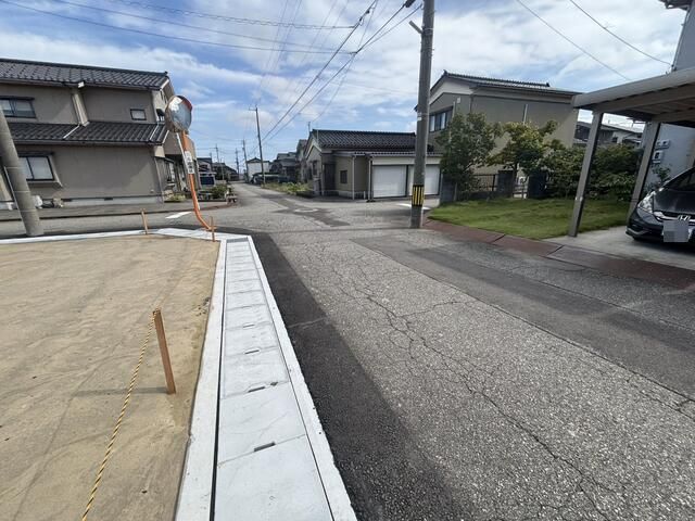Vacant Residential Land for Sale in Imizu, Toyama - Thumbnail 2