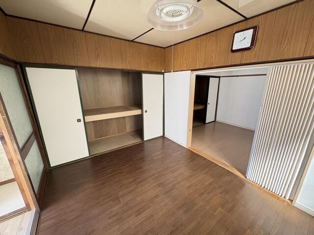 1925 Wooden House for Sale Near Otaru Station, Hokkaido - Thumbnail 3