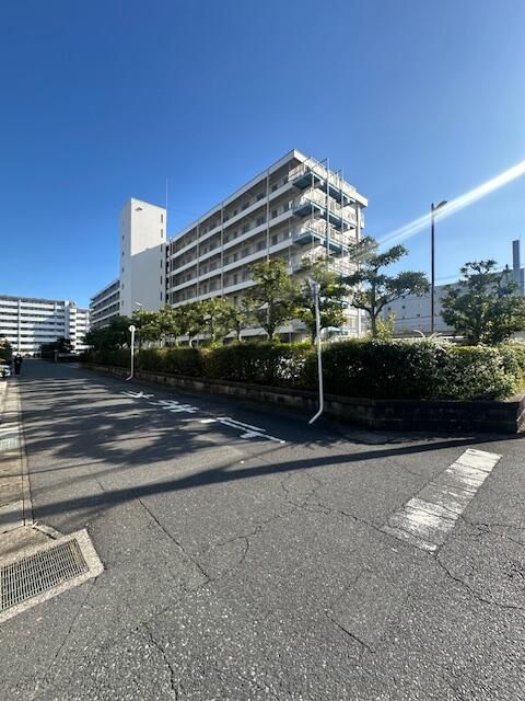 3LDK Apartment for Sale in Ichikawa, Chiba | South Gyotoku Heights - Thumbnail 2