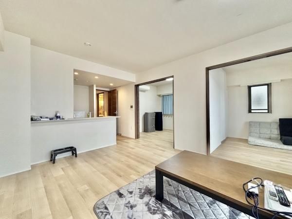 3LDK Apartment for Sale in Chuo-rinkan, Yamato, Kanagawa - Thumbnail 3