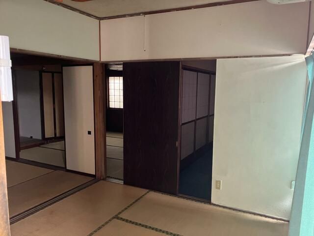 1966 Traditional House in Takaoka with 112.38㎡ Space and Parking - Thumbnail 3
