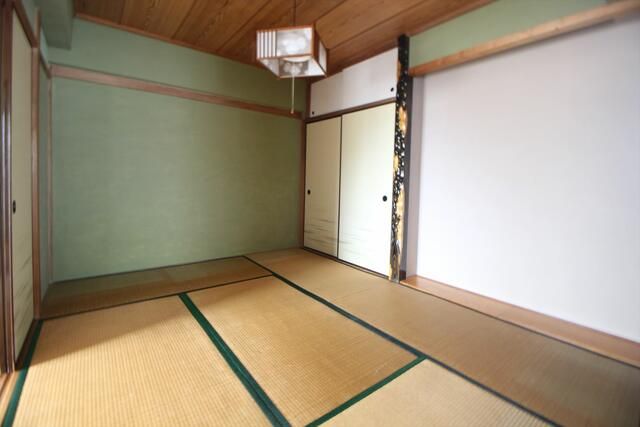3DK Apartment for Sale in Ome City, Tokyo | 55.26 sqm - Thumbnail 2