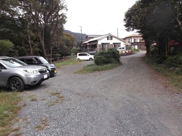 995 sqm Land for Sale in Sagamihara, Kanagawa - Parking Lot Potential - Thumbnail 2