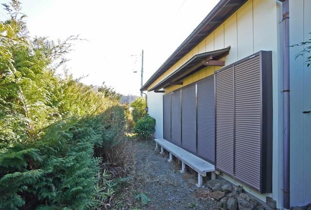 1963 6DK Wooden House on 694 sqm Land in Tsuru, Yamanashi - Main Image
