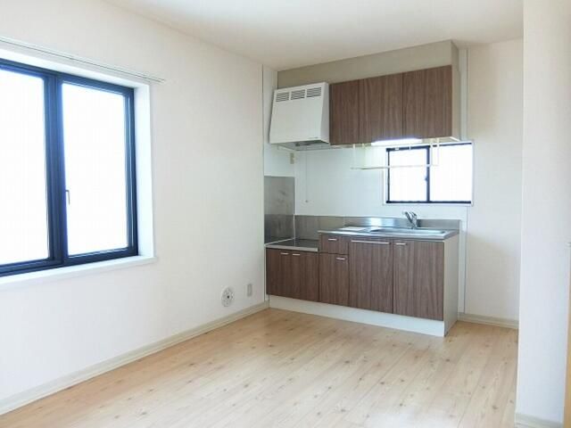 3DK Apartment in Odawara, Kanagawa - 60.45 sqm, Near Kamonomiya Station - Thumbnail 4