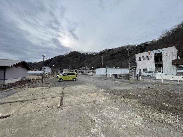 Commercial Land for Lease in Tsuru, Yamanashi | 1,434 sqm - Thumbnail 3