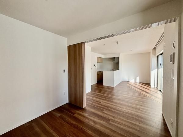 Lupia Court Higashi-Omiya 3LDK Apartment for Sale - Thumbnail 4