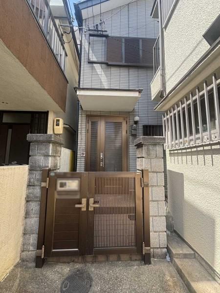 5DK Detached House for Sale in Kamikoshien, Nishinomiya - Thumbnail 4
