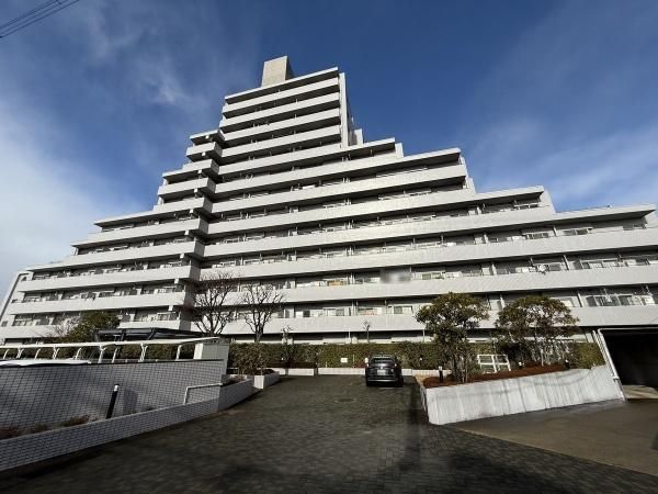 3LDK Apartment for Sale in Sendai's Izumi Ward - Thumbnail 2