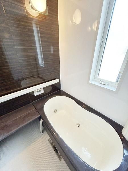 4LDK Detached House in Matsugaoka, Otsu | 130.61㎡, Built 2012 - Thumbnail 2