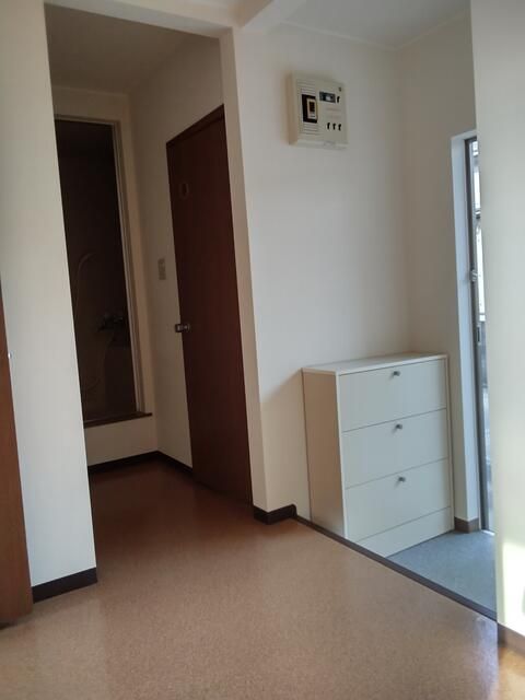 Sunrise Kujū 2DK Apartment for Rent in Tateyama, Chiba - Thumbnail 4