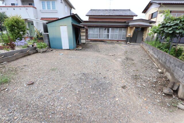 1976 6DK Detached House for Sale on 294 sqm Land in Kumagaya - Image 7