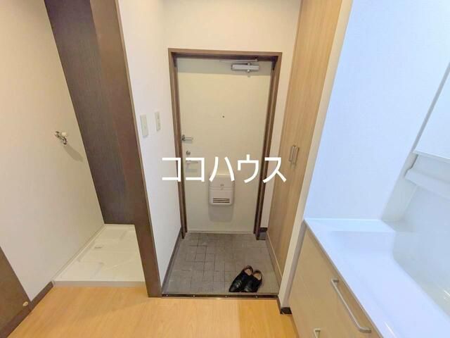 2DK Apartment for Rent in Ichikawa, Chiba - Thumbnail 2