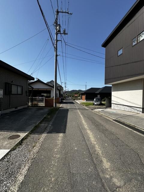 Two Detached Houses for Sale in Saijo, Ehime - Investment Property - Image 40