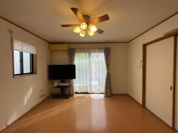 2007 4LDK Detached House for Sale in Higashimatsuyama, Saitama - Thumbnail 2