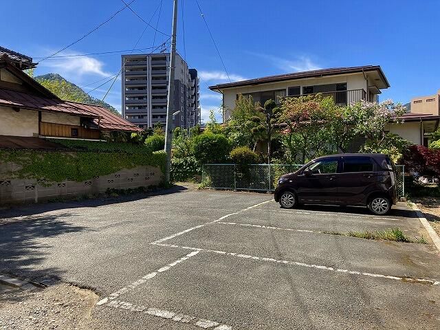 Rental Parking Space Near Nagano Station | 12,000 Yen/Month - Thumbnail 2