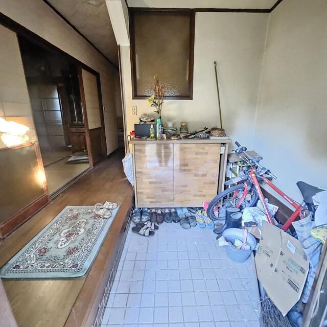 Large 917 sqm Corner Lot House in Fujioka, Gunma for Sale - Thumbnail 4