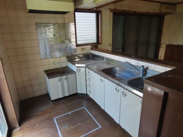 5LDK House for Sale in Miwadai, Fukuoka | 104 sqm Floor Area - Thumbnail 4