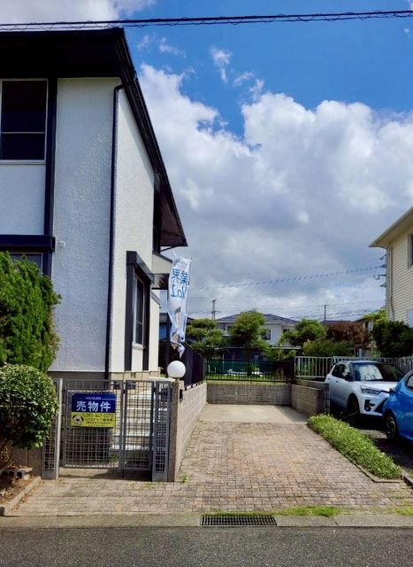 Renovated 5SLDK House in Kitakyushu's Aobadai with Park Views - Image 50