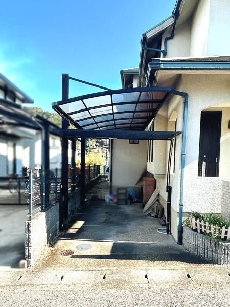5LDK Detached House for Sale in Uji, Kyoto with 182sqm Land - Thumbnail 3