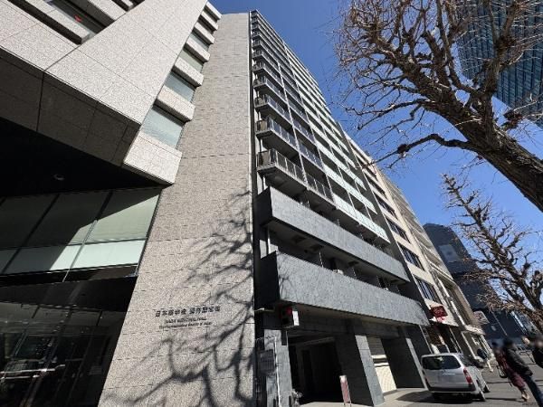 Gala Precious Shibuya 1K Apartment for Sale Near Shibuya Station - Thumbnail 2